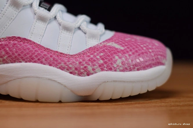 Cheap Pink WMNS 11 Jordan Air Low AH7860-106 Snakeskin 0724